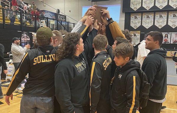 Eagles Finish Second, Sending Eight Wrestlers To State | Sullivan ...