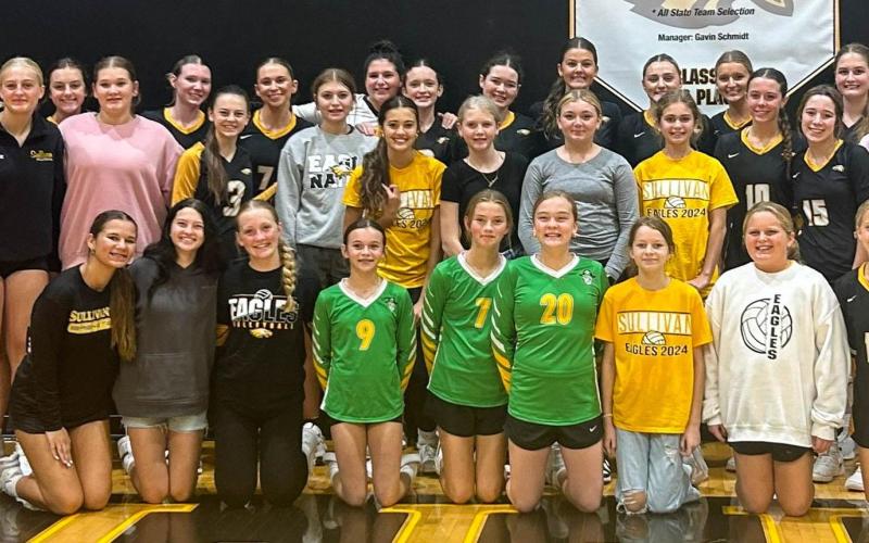 YOUTH NIGHT. Sullivan High School held its youth volleyball night on Sept. 24. Photo via Eagles Volleyball X Article Image Alt Text