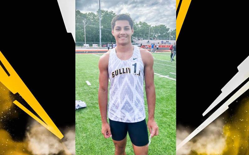 ROBERT YORK II took bronze in the sectional javelin event, earning his spot in Jefferson City. Photo via Sullivan Eagles Track & Field X Article Image Alt Text