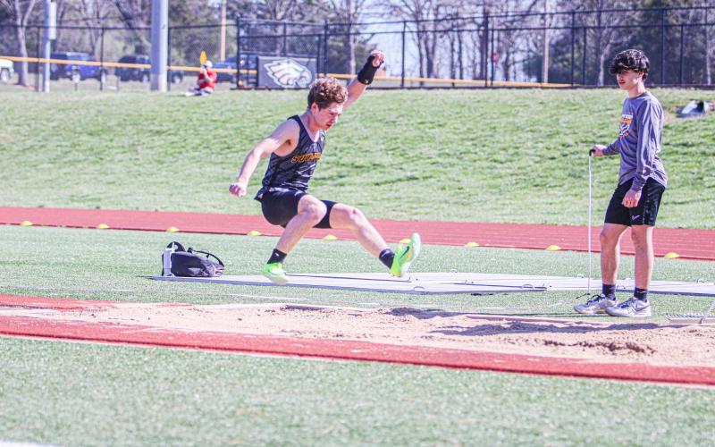 BRAYDEN KISNER bounced to a length of 9.68 meters in the triple jump competition, finishing 7th. Photo by Wyatt Hardy Article Image Alt Text