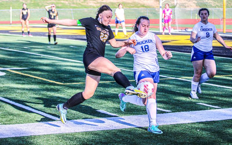 JADA ADAMS (22) was selected to the All-District First Team and All-Conference Second Team. She helped captain Sullivan’s high-powered offense with 14 goals. Photo by Wyatt Hardy Article Image Alt Text