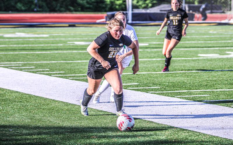 FRC DEFENSIVE PLAYER OF THE YEAR. Dorie Richardson won the Four Rivers Conference Defensive Player of the Year award after spearheading Sullivan’s defense to allow just 1.4 goals per game. Photo by Wyatt Hardy Article Image Alt Text