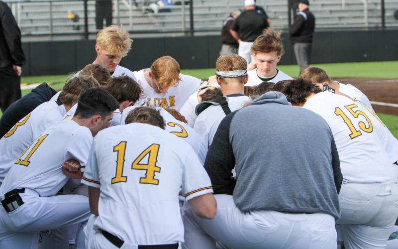 COMEBACK KIDS. The Eagles led a six-run rally to upset Veritas Christian 9-8. Photo by Wyatt Hardy Article Image Alt Text