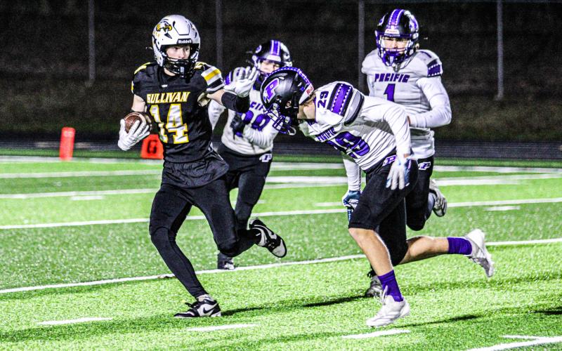 SETH VALLEY led Sullivan with 369 receiving yards. Photo by Wyatt Hardy Article Image Alt Text