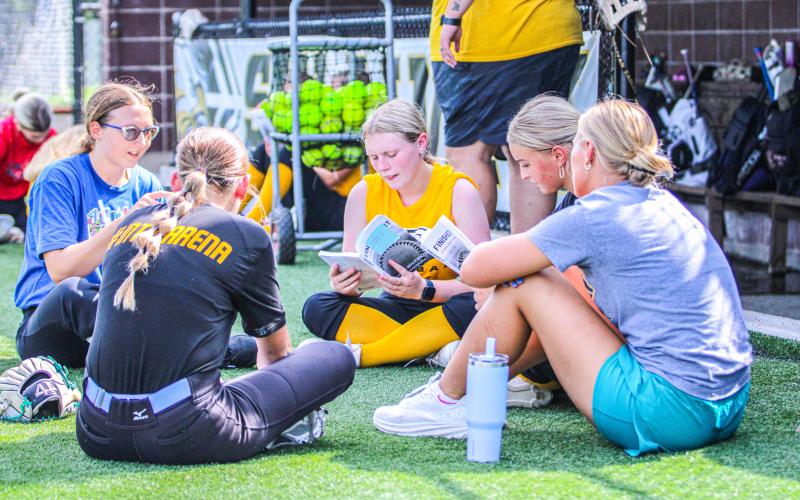 BOOK CLUB. The Lady Eagles are reading “FINISHED IT” by Cassie Reilly-Boccia, a former Alabama softball star who led her team to a national title. Photo by Wyatt Hardy Article Image Alt Text